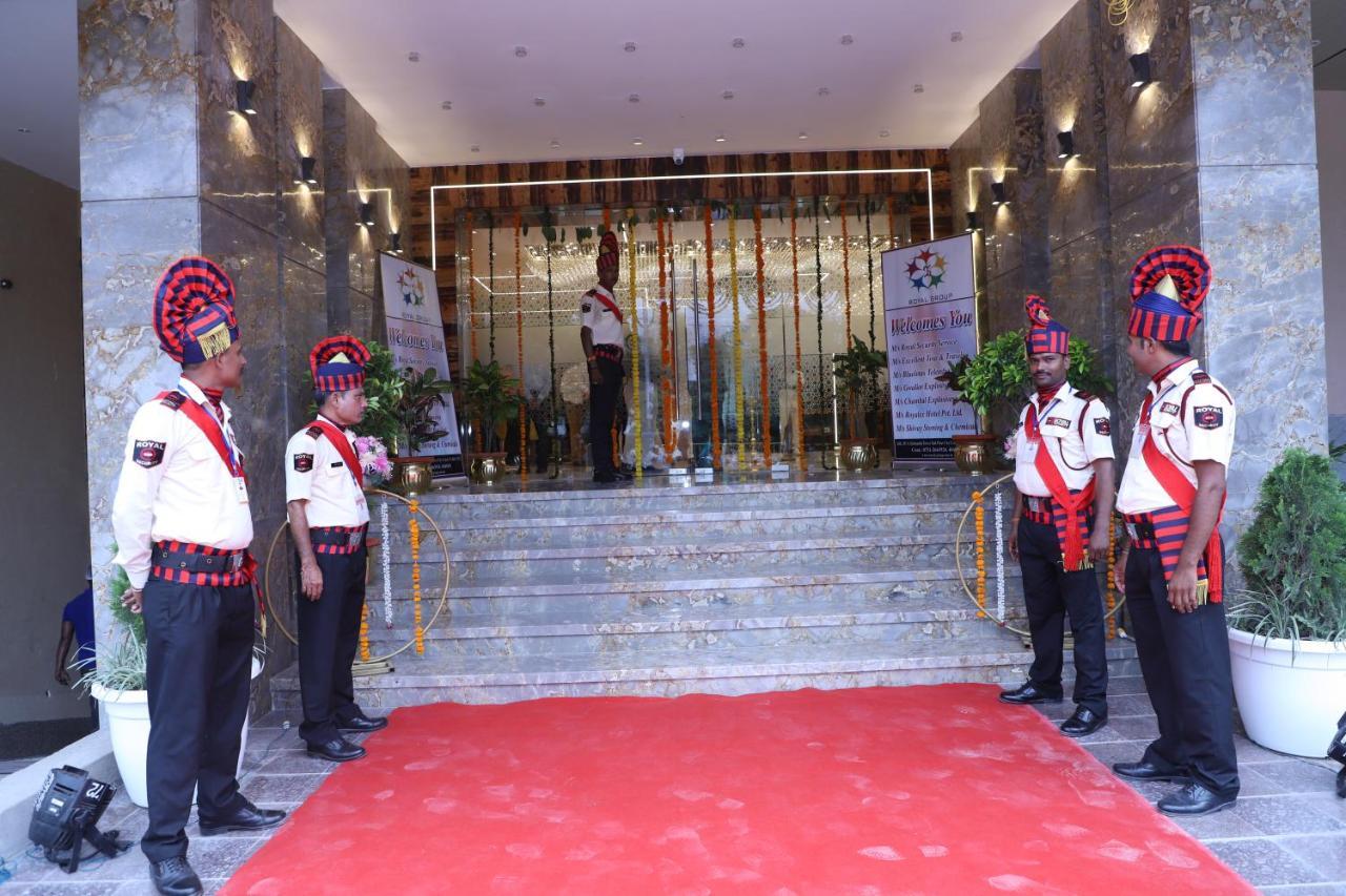 The Royal Class Hotel Gwalior Esterno foto