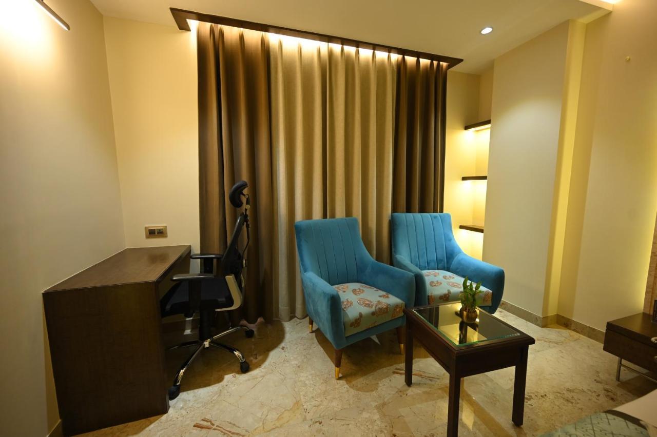 The Royal Class Hotel Gwalior Esterno foto