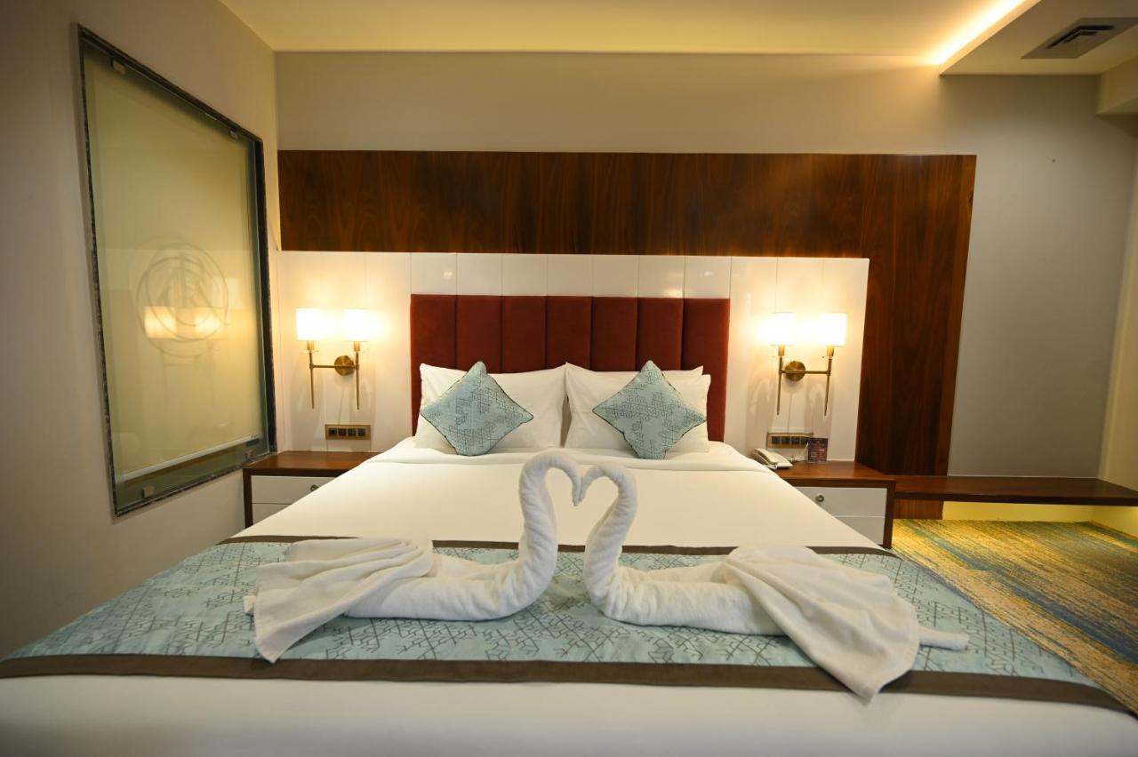 The Royal Class Hotel Gwalior Esterno foto